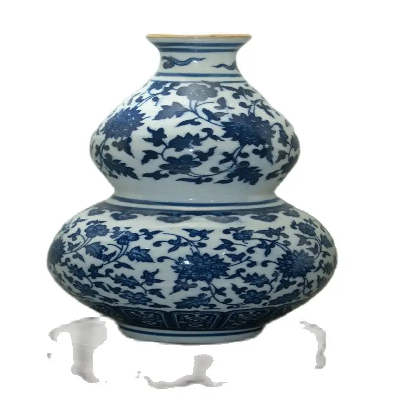 

Chinese Old Blue and White Porcelain Glaze Gourd Vase, Classic Ceramic Home Decor, Decoration Vases, Qianlong Mark