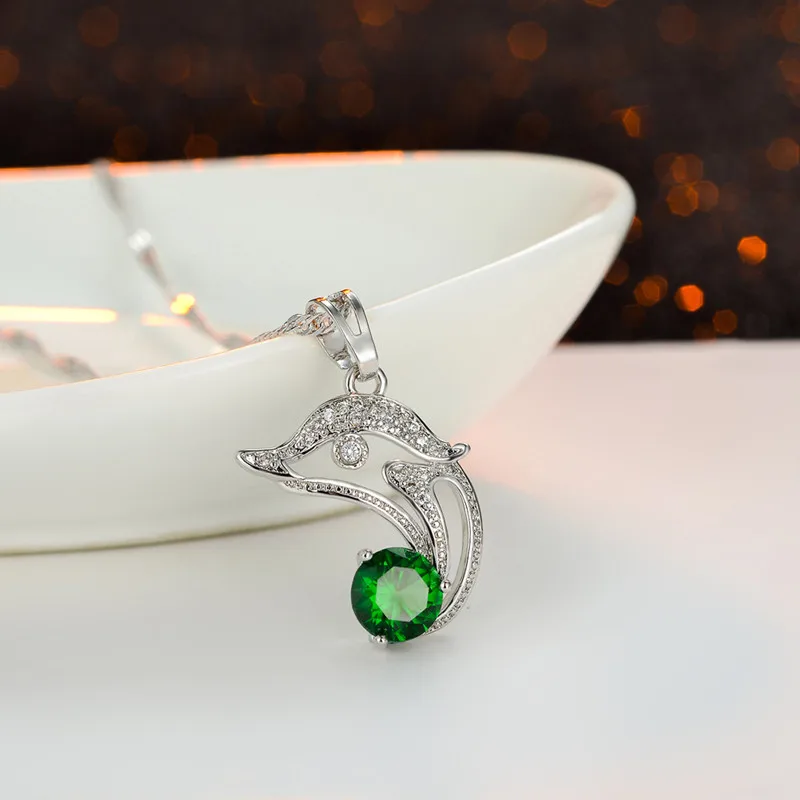 Wholesale 10 cute dolphin round zircon necklaces shiny crystal zircon pendants fashion simple and generous ladies jewelry gifts
Wholesale 10 cute dolphin round zircon necklaces shiny crystal zircon pendants fashion simple and generous ladies jewelry gifts