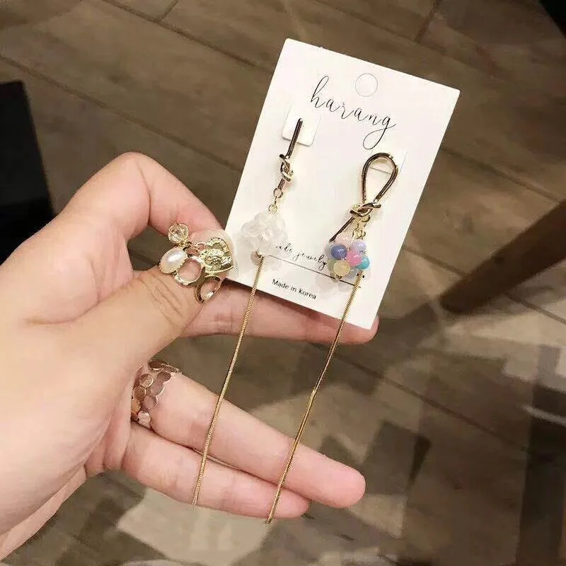 3# Korea's New Asymmetric Knotted Color Beads Ball line Tassel Earrings Simple Metal Balloon Shape Earrings Women's Jewelry 2019
3# Korea's New Asymmetric Knotted Color Beads Ball line Tassel Earrings Simple Metal Balloon Shape Earrings Women's Jewelry 2019