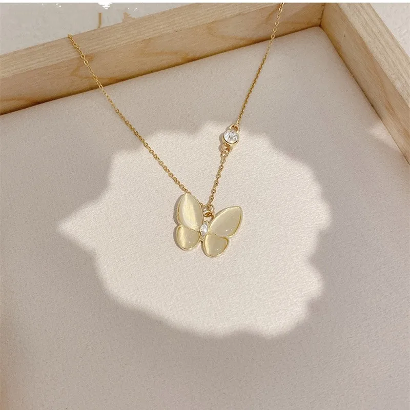 2020 new necklace personality cat-eye temperament choker simple sweet butterfly shape clavicle chain bestie
2020 new necklace personality cat-eye temperament choker simple sweet butterfly shape clavicle chain bestie