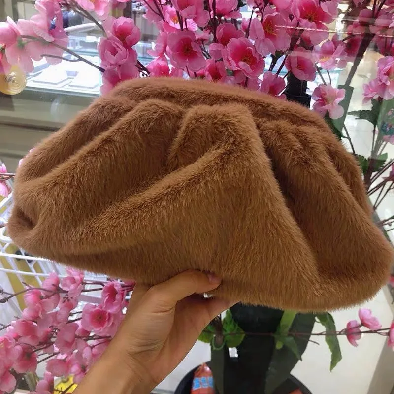 The Sponge Pouch Soft Voluminous Clutch Fur Envelope Bag Famous Designer Women Purses and Handbags Evening Bags For Winter 2019
The Sponge Pouch Soft Voluminous Clutch Fur Envelope Bag Famous Designer Women Purses and Handbags Evening Bags For Winter 2019