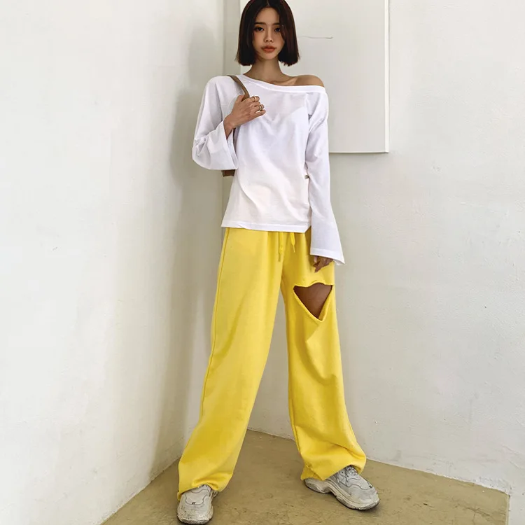 2020 autumn net red solid color women's loose-fitting sweatpants all-match straight wide-leg pants casual slim trousers
2020 autumn net red solid color women's loose-fitting sweatpants all-match straight wide-leg pants casual slim trousers