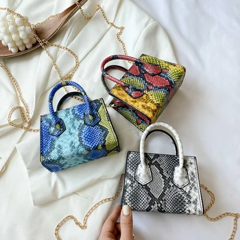 PU Chain Small Totes Crossbody Pouch Fashion Exquisite Shopping Bag Serpentine Women Shoulder Messenger Bags
PU Chain Small Totes Crossbody Pouch Fashion Exquisite Shopping Bag Serpentine Women Shoulder Messenger Bags