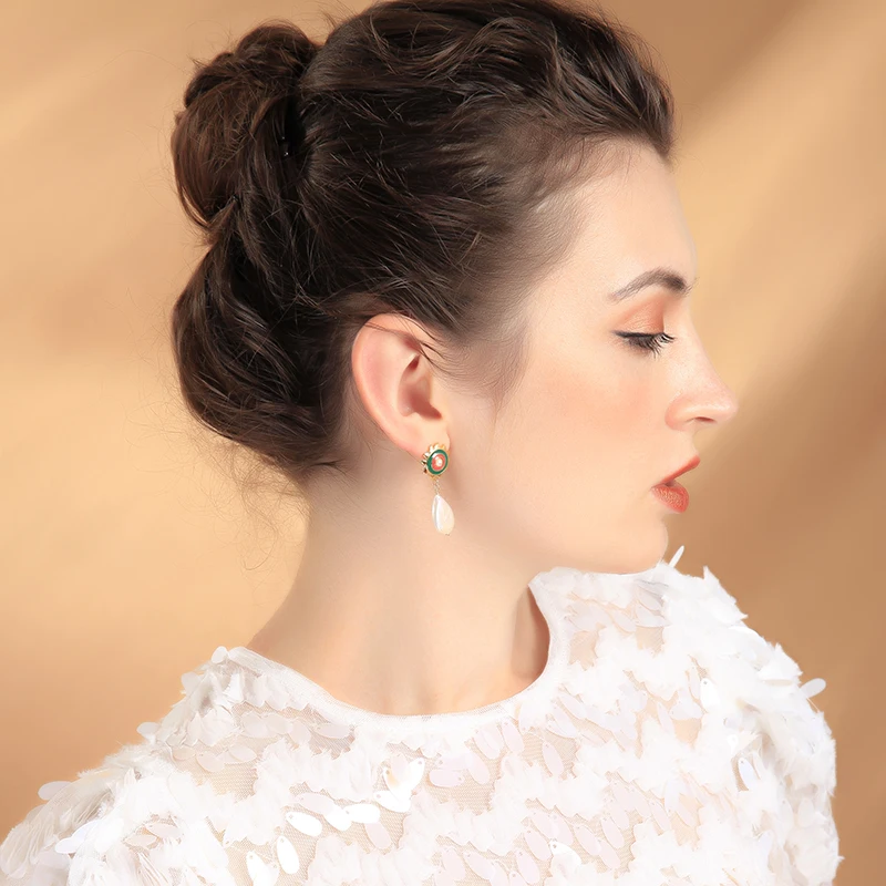 Bohemia New Arrival Drop Earring For Women Handmade Pearl Enamel Sun Earring Wholesale Appointment Gift Jewelry Accessory 
Bohemia New Arrival Drop Earring For Women Handmade Pearl Enamel Sun Earring Wholesale Appointment Gift Jewelry Accessory