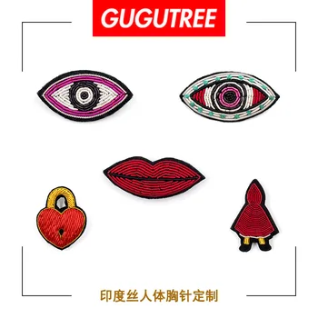GUGUTREE India silk embroidery green red eyes lip lock girls patches badges applique patches for clothing DZP-64
GUGUTREE India silk embroidery green red eyes lip lock girls patches badges applique patches for clothing DZP-64