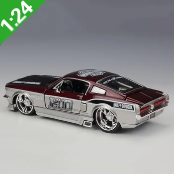 1/24 scale 1967 Ford Mustang GT simulation alloy car classic diecast car model children gift collection home decoration display
1/24 scale 1967 Ford Mustang GT simulation alloy car classic diecast car model children gift collection home decoration display