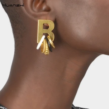 HUANZHI 2020 New Gold Metal Geometric Stud Earrings Multilayer Circel Earrings Letter Earring Gold For Women Girls Party Jewelry
HUANZHI 2020 New Gold Metal Geometric Stud Earrings Multilayer Circel Earrings Letter Earring Gold For Women Girls Party Jewelry
