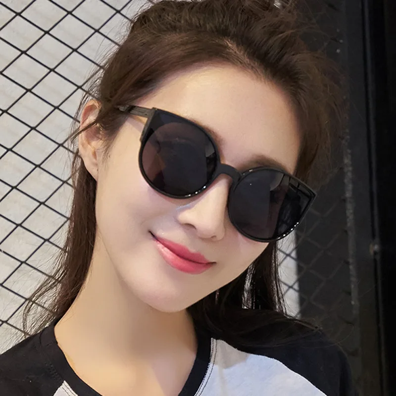 

Brand Designer Cat Eye Sunglasses Women Luxury Plastic Sun Glasses Classic Retro Outdoor Oculos De Sol Gafas