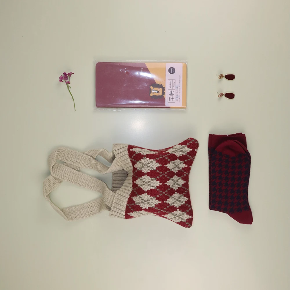 Cute Partern Socks Gift Set with Notebook Diary and Bags& Earring Gift Box for Childrens Gift
Cute Partern Socks Gift Set with Notebook Diary and Bags& Earring Gift Box for Childrens Gift