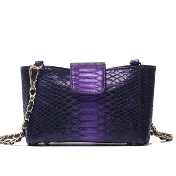 Fashion 2020 New Designer Handbag Embossed Python Leather Shoulder Bag Lady Snake Chain Pouch Trendy Bag 3 Layers
Fashion 2020 New Designer Handbag Embossed Python Leather Shoulder Bag Lady Snake Chain Pouch Trendy Bag 3 Layers