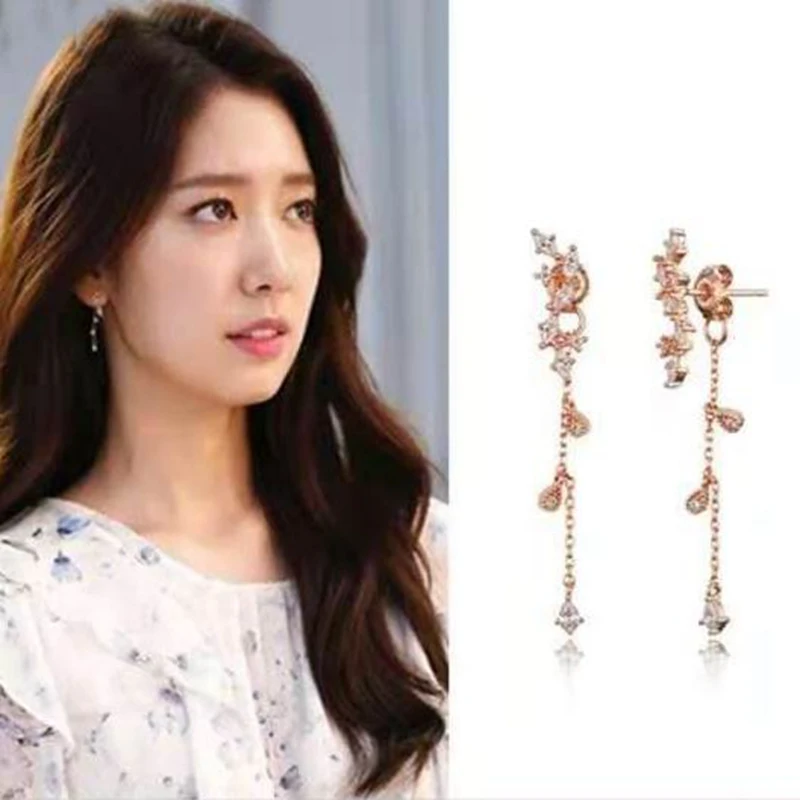 2019 Korean NEW Fashion Flower Tassel Ear Cubic Zircon Micro Paved Drop Earrings For Women Shell Acrylic
2019 Korean NEW Fashion Flower Tassel Ear Cubic Zircon Micro Paved Drop Earrings For Women Shell Acrylic