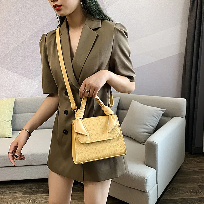 Handbag Bag 2020 New Style Fashion Korean-style Retro Stone Pattern Shoulder Bag Casual Textured Fashion Shoulder Square Sling B
Handbag Bag 2020 New Style Fashion Korean-style Retro Stone Pattern Shoulder Bag Casual Textured Fashion Shoulder Square Sling B