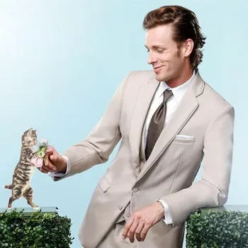 New Style Groom Beige Groomsmen Notch Lapel Wedding Dinner men Suits Best Man Bridegroom men suit (Jacket+Pants+Vest)
New Style Groom Beige Groomsmen Notch Lapel Wedding Dinner men Suits Best Man Bridegroom men suit (Jacket+Pants+Vest)