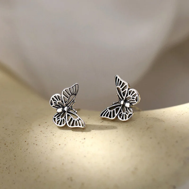 Vintage Butterfly Earrings Real 925 Sterling Silver Retro Hollow Butterfly Stud Earrings for Women Girls
Vintage Butterfly Earrings Real 925 Sterling Silver Retro Hollow Butterfly Stud Earrings for Women Girls