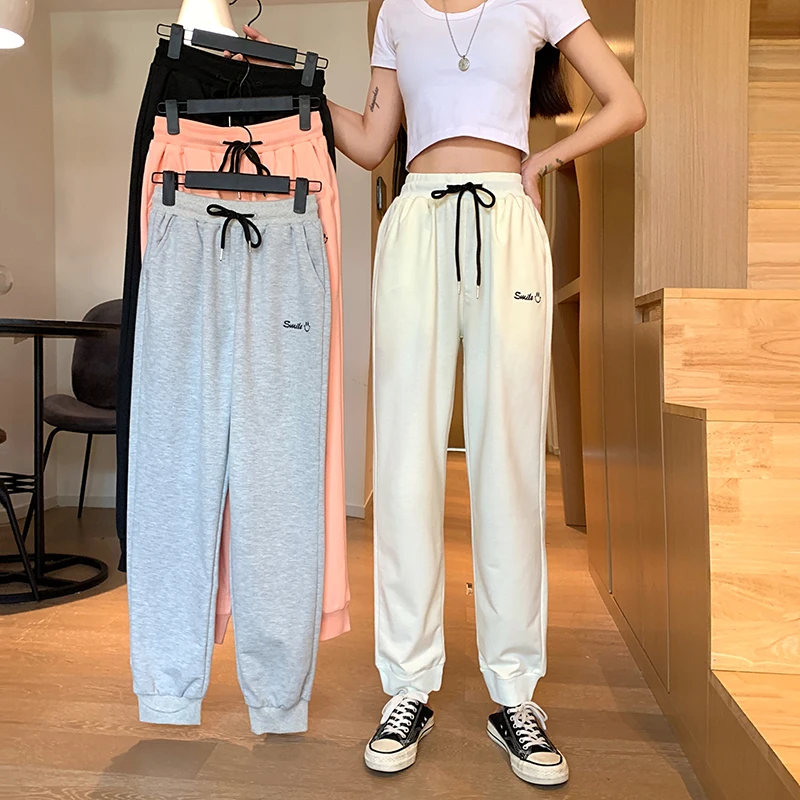 2020Women Soft Cotton Joggers with Solid Girls Sweatpants Pull-on Pants Sport Pants Elastic Drawstring Waist 6112#
2020Women Soft Cotton Joggers with Solid Girls Sweatpants Pull-on Pants Sport Pants Elastic Drawstring Waist 6112#