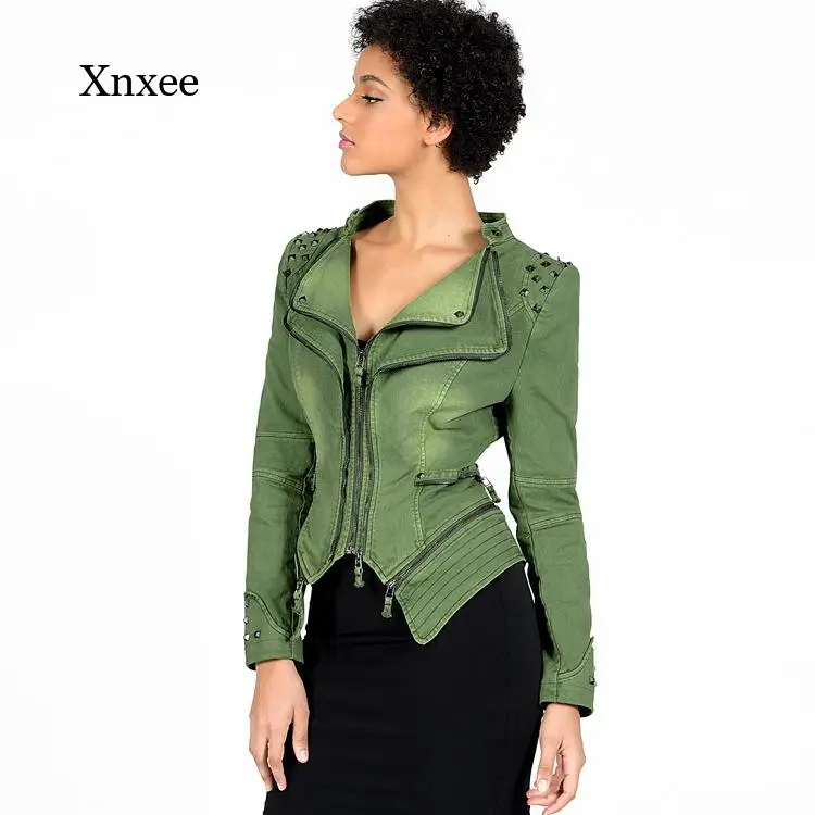 Куртка женская джинсовая с заклепками, короткая приталенная ветровка в стиле панк, на молнии, верхняя одежда, весна-осень
Куртка женская джинсовая с заклепками, короткая приталенная ветровка в стиле панк, на молнии, верхняя одежда, весна-осень