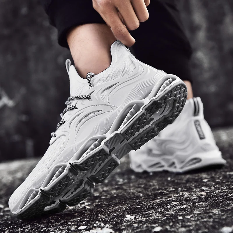 2020 Spring New Fish Scale Blade Casual Lace-up Comfortable Sports Men Breathable Gym Fly Running Mesh Fashion Shoes Sneakers
2020 Spring New Fish Scale Blade Casual Lace-up Comfortable Sports Men Breathable Gym Fly Running Mesh Fashion Shoes Sneakers