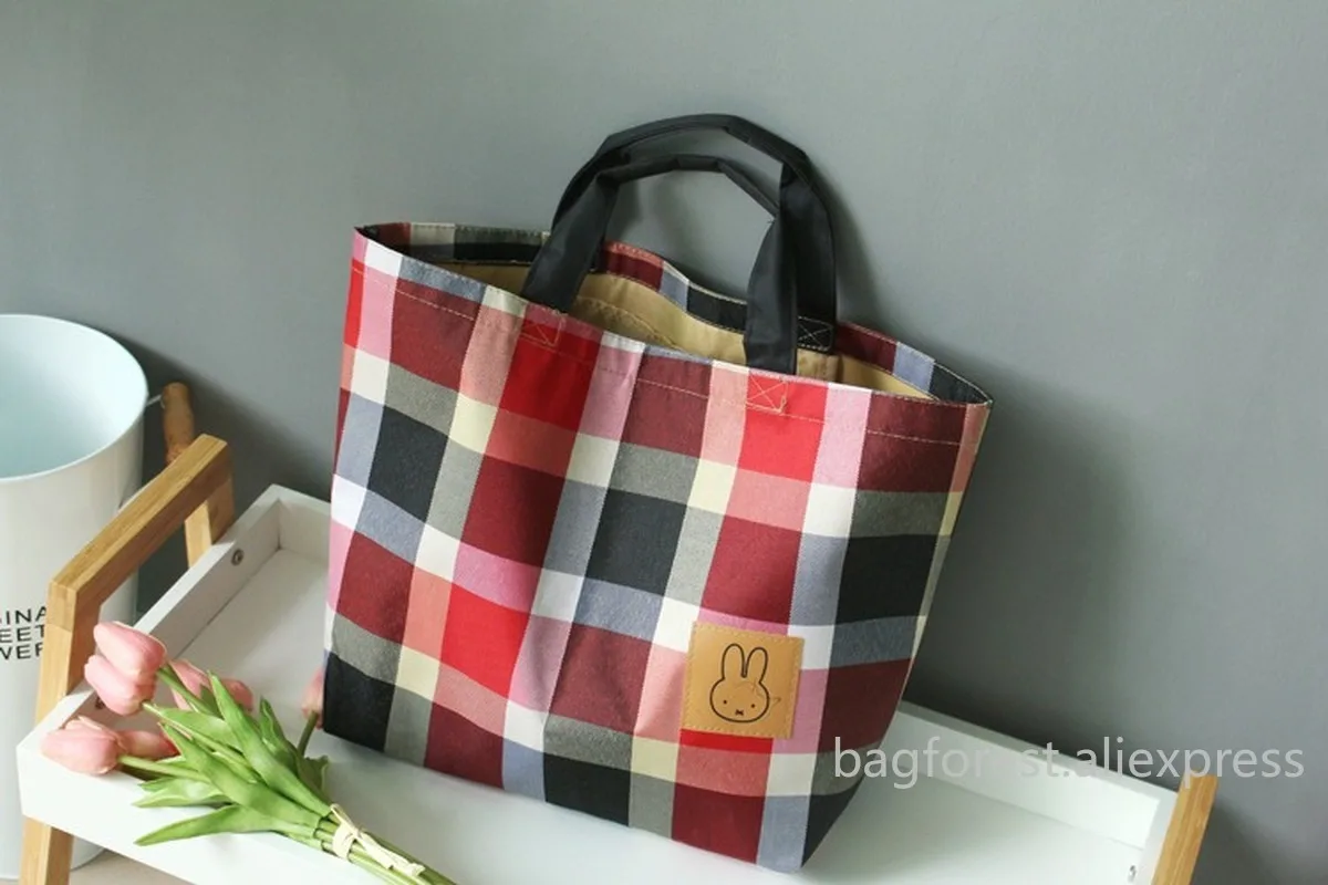 hand bag woman polyester fabric red black plaid rabbit pattern big capacity 43*30*12cm interior slot pocket women shopping bag
hand bag woman polyester fabric red black plaid rabbit pattern big capacity 43*30*12cm interior slot pocket women shopping bag