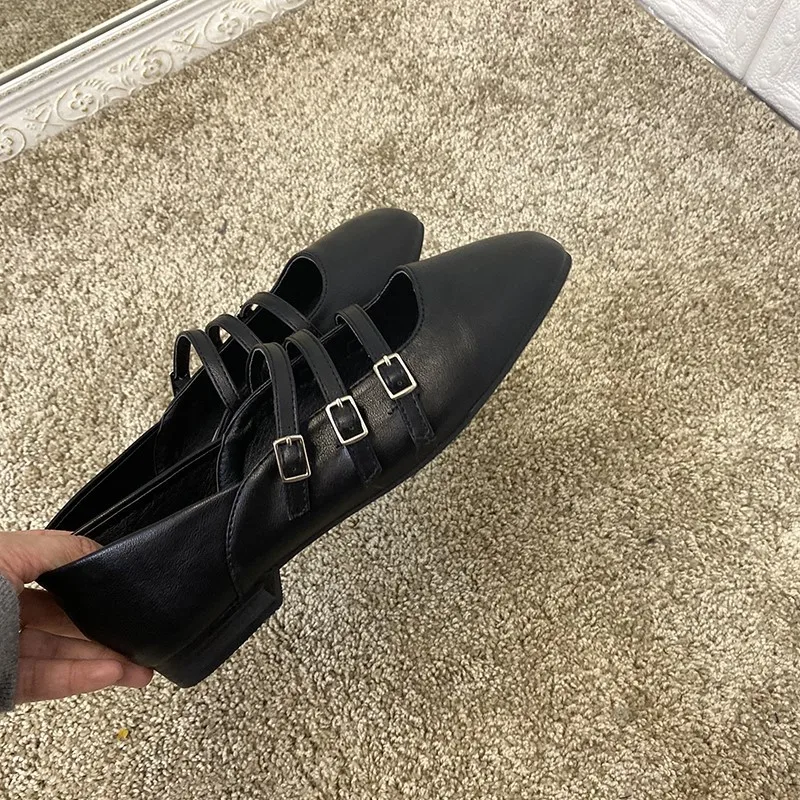 Fashion Women's Shoes with Buckle Flat Mouth Flat Shoes Casual Loafers Women's Single Shoes Luxury Shoes Women Designers U25-01 
Fashion Women's Shoes with Buckle Flat Mouth Flat Shoes Casual Loafers Women's Single Shoes Luxury Shoes Women Designers U25-01