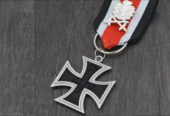Germany 1870 Iron CrossWith Oak Leaf 2nd Class The Franco-Prussian War 1870 Iron Cross EK2 Prussia Military Medal
Germany 1870 Iron CrossWith Oak Leaf 2nd Class The Franco-Prussian War 1870 Iron Cross EK2 Prussia Military Medal