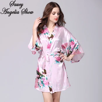 New Sexy Charming Print Deep V Robes For Women Half Sleeve Faux Silk Robe Night Dress Underwear Gown Kimono Bathrobes Sleepwear
New Sexy Charming Print Deep V Robes For Women Half Sleeve Faux Silk Robe Night Dress Underwear Gown Kimono Bathrobes Sleepwear