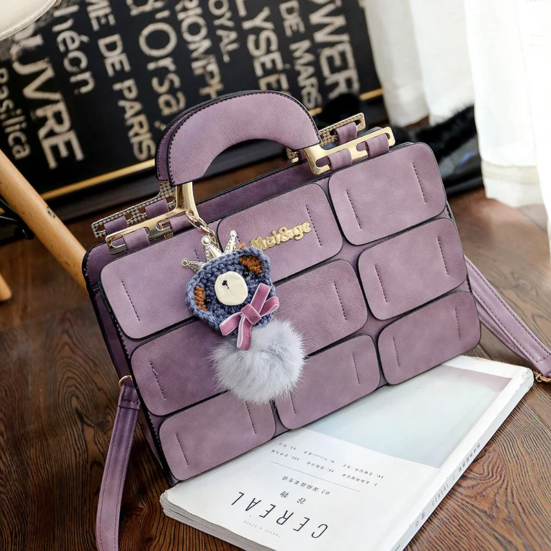 WOMEN'S Bag Bag 2017 Spring New Style Fashion Sudoku Furry Ball Portable Shoulder Bag Car Suture Boston Bag Shoulder Bag 
WOMEN'S Bag Bag 2017 Spring New Style Fashion Sudoku Furry Ball Portable Shoulder Bag Car Suture Boston Bag Shoulder Bag