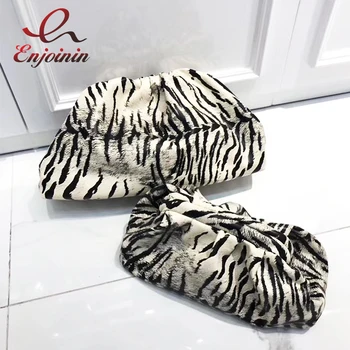 Zebra Stripe Large Day Clutches Women Pouch Envelope Bag Evening Bags Purses and Handbags Dumpling Clutches Shoulder Bag Bolsa
Zebra Stripe Large Day Clutches Women Pouch Envelope Bag Evening Bags Purses and Handbags Dumpling Clutches Shoulder Bag Bolsa