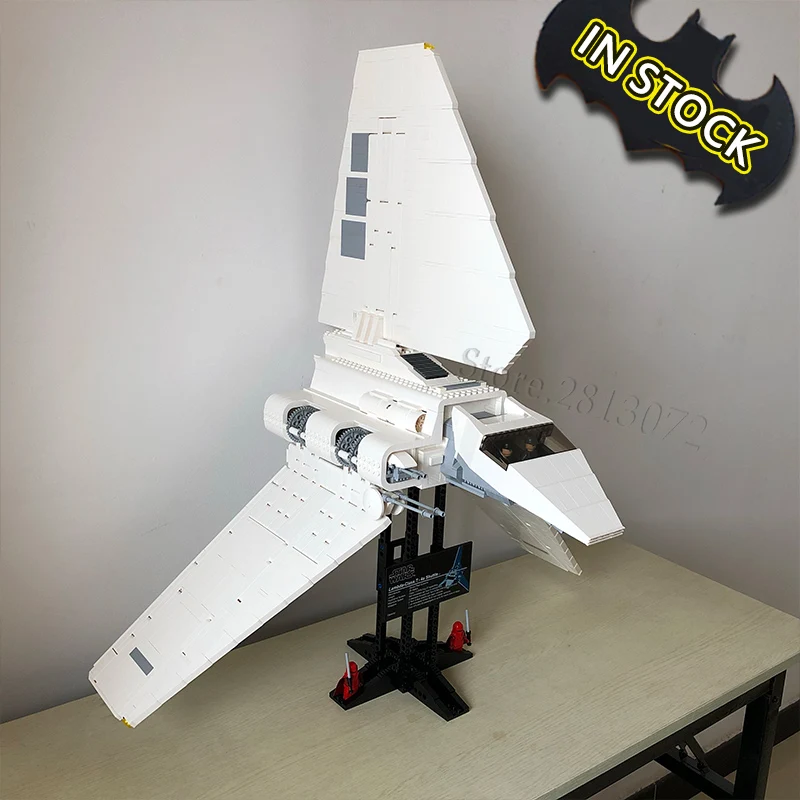 Star series Wars Imperial Shuttle 05034 In stock 2503 PCS Model Buliding Blocks Bricks 35005 Compatible with 10212 05147 75221
Star series Wars Imperial Shuttle 05034 In stock 2503 PCS Model Buliding Blocks Bricks 35005 Compatible with 10212 05147 75221