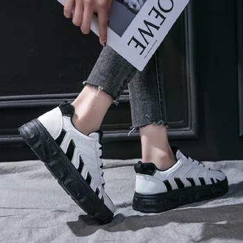 Little white shoes 2020 spring new wild thick bottom cross lace-up casual dad shoes 
Little white shoes 2020 spring new wild thick bottom cross lace-up casual dad shoes