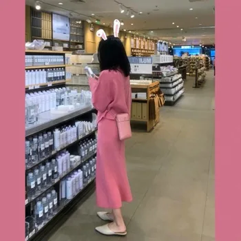 2020 Chic Pink Wool Knitted Soft Suit Dress Autumn And Winter Korea's Foreign Style Net Red Two Piece Set Women Clothing Sets 
2020 Chic Pink Wool Knitted Soft Suit Dress Autumn And Winter Korea's Foreign Style Net Red Two Piece Set Women Clothing Sets