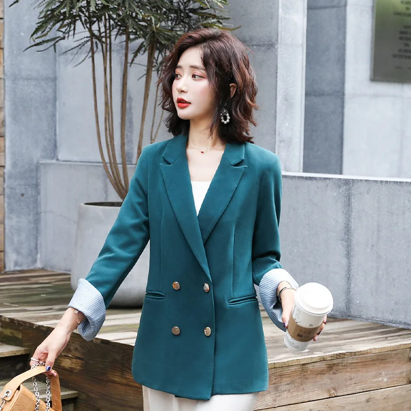 High quality ladies blazer Autumn and winter new solid color double-breasted suit Women's white-collar suit jacket office top
High quality ladies blazer Autumn and winter new solid color double-breasted suit Women's white-collar suit jacket office top