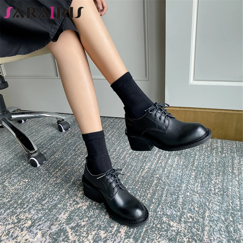 SARAIRIS 34-39 Female Retro Casual Office Pumps 2020 Lace Up High Heels Shoes Woman Lace Up Genuine Leather Shoes Woman
SARAIRIS 34-39 Female Retro Casual Office Pumps 2020 Lace Up High Heels Shoes Woman Lace Up Genuine Leather Shoes Woman