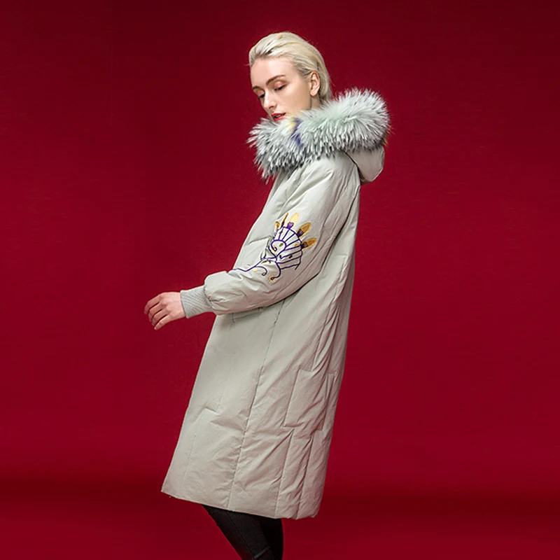 Brand Women's Down Jacket Warm Winter Female Jacket 2019 Streetwear Embroidery 90% Duck Down Coat Large Fur Parka 18N570
Brand Women's Down Jacket Warm Winter Female Jacket 2019 Streetwear Embroidery 90% Duck Down Coat Large Fur Parka 18N570