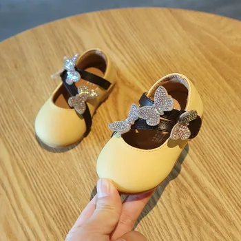Princess Shoes Butterfly Sequins Baby Soft Bottom Shoes Girl Baby Leather Shoes 
Princess Shoes Butterfly Sequins Baby Soft Bottom Shoes Girl Baby Leather Shoes