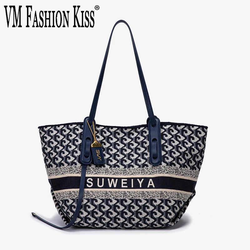 VM FASHION KISS 2021 European And American Knitted Embroidery Handbags Trendy Tote Bags Underarms Large Capacity Shoulder Bag
VM FASHION KISS 2021 European And American Knitted Embroidery Handbags Trendy Tote Bags Underarms Large Capacity Shoulder Bag