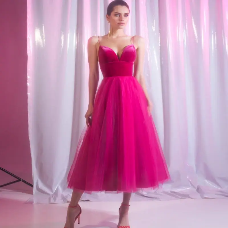 Women Luxury Fuchsia Cocktail Dresses With Straps A Line Tulle Tea Length Prom Dress V-neck Sexy Custom Made Vestidos De Cóctel
Women Luxury Fuchsia Cocktail Dresses With Straps A Line Tulle Tea Length Prom Dress V-neck Sexy Custom Made Vestidos De Cóctel