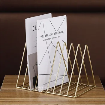 52541 Creative Home Iron Desktop Storage Rack Shelf Office File Magazine Rack Simple Multifunctional Trian gle Display Stand
52541 Creative Home Iron Desktop Storage Rack Shelf Office File Magazine Rack Simple Multifunctional Trian gle Display Stand