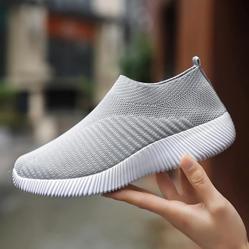 New high quality wholesale moms shoes flying socks womens shoes cross border leisure soled sports shoes elderly shoes 14
New high quality wholesale moms shoes flying socks womens shoes cross border leisure soled sports shoes elderly shoes 14