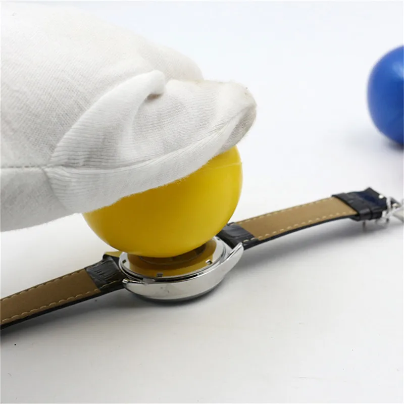 Hot Rubber Ball Watch Opening Device Watches Repair Tool for K Gold Steel Wristwatch Back Open Unscrew Repair Clock dropshipping
Hot Rubber Ball Watch Opening Device Watches Repair Tool for K Gold Steel Wristwatch Back Open Unscrew Repair Clock dropshipping