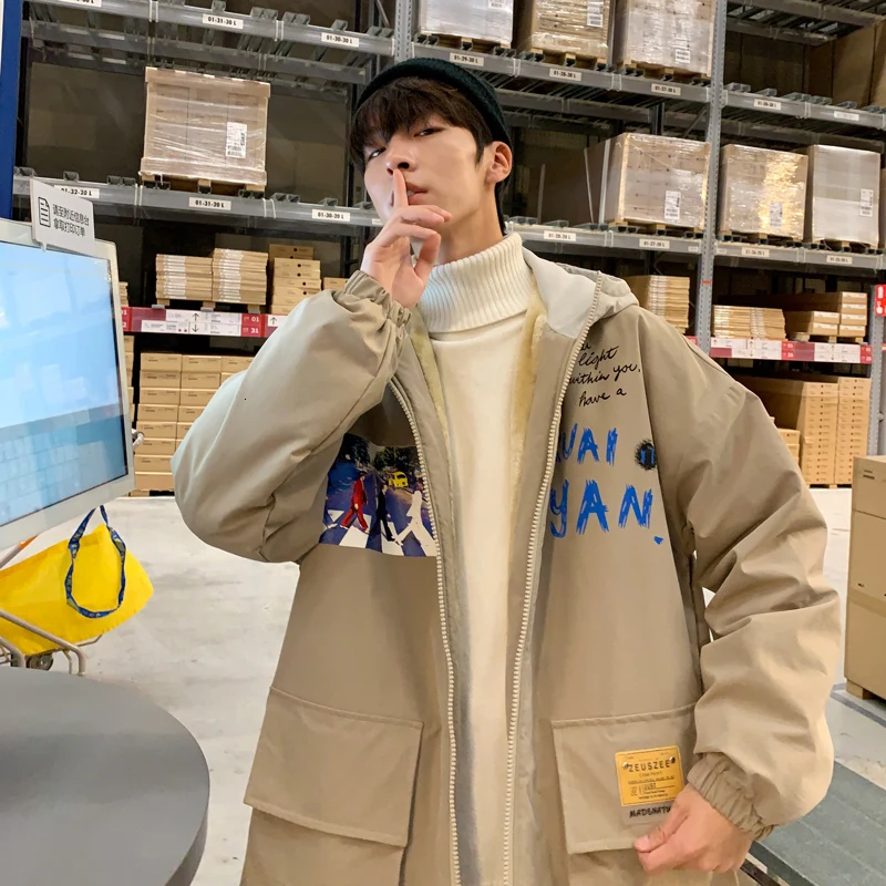 2020 UYUK Winter Fashion New Style Hooded Oversized Print Padded Street Hip-hop Casual Coat For Men Homme Masculino
2020 UYUK Winter Fashion New Style Hooded Oversized Print Padded Street Hip-hop Casual Coat For Men Homme Masculino