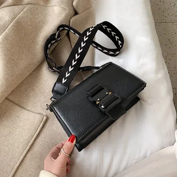 Retro Women's Bag 2019 New Korean Trend Fashion Texture Small Square Bag Wild Personality Messenger Shoulder Bag
Retro Women's Bag 2019 New Korean Trend Fashion Texture Small Square Bag Wild Personality Messenger Shoulder Bag