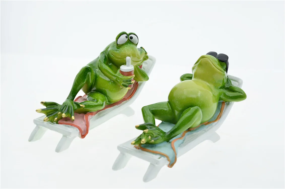 MYBLUE 2Pcs/Set Kawaii Garden Animal Resin Lovers Frog Enjoy Life On Vacation Figurine Nordic Home Room Decoration Accessories