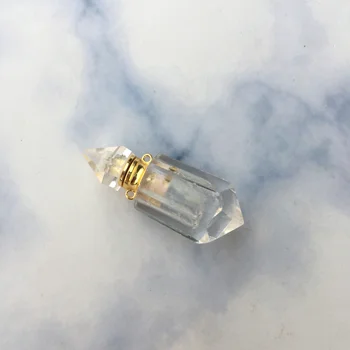 Native Clear Quartz Essential Oil Necklace Perfume Bottle Essential Oil Diffuser Double Buckle Necklace Hexagon Column. 
Native Clear Quartz Essential Oil Necklace Perfume Bottle Essential Oil Diffuser Double Buckle Necklace Hexagon Column.