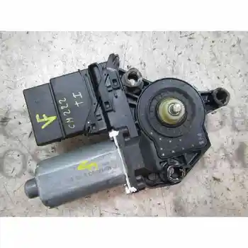 WINDOW MOTOR REAR LEFT VOLKSWAGEN GOLF PLUS (5M1) 0130821431 5M0839401B Bosch
WINDOW MOTOR REAR LEFT VOLKSWAGEN GOLF PLUS (5M1) 0130821431 5M0839401B Bosch