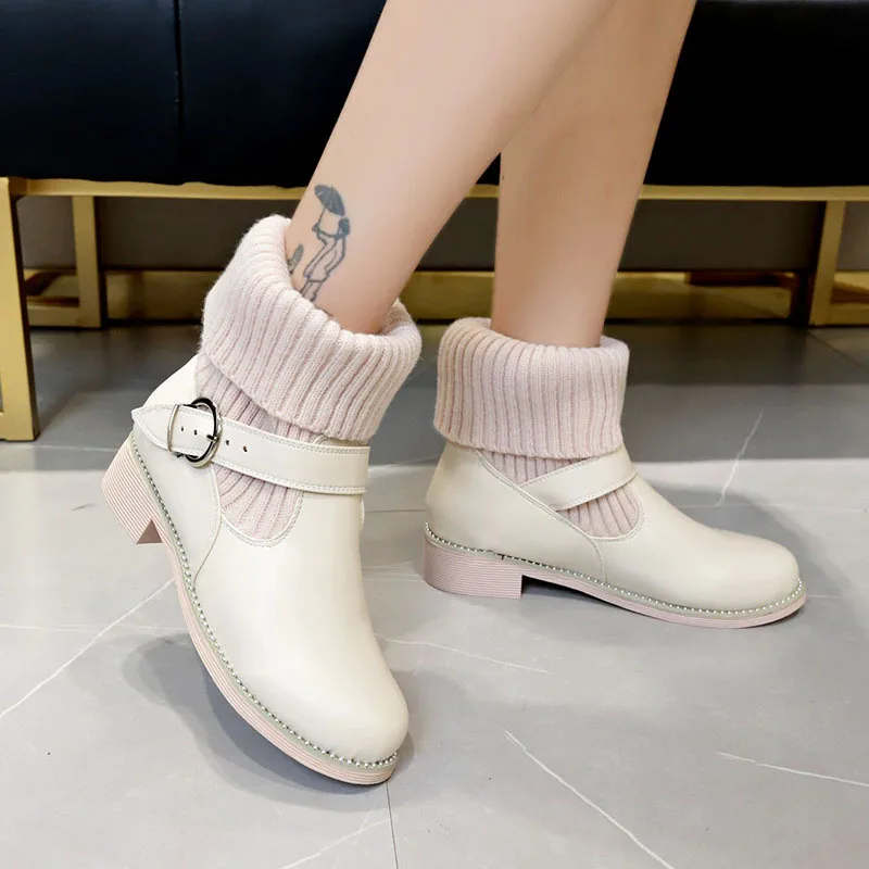 Autumn And Winter Chunky-Heel Waterproof Platform Yarn Revers Short Boots Women's Belt Buckle Rivet Martin Boots Low Heel Casual
Autumn And Winter Chunky-Heel Waterproof Platform Yarn Revers Short Boots Women's Belt Buckle Rivet Martin Boots Low Heel Casual