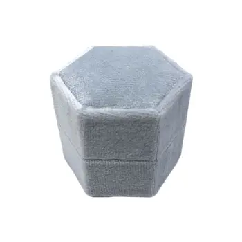 Velvet Single Necklace Box Hexagon Valentine's Day Ring Box with Detachable Lid P0RF 
Velvet Single Necklace Box Hexagon Valentine's Day Ring Box with Detachable Lid P0RF