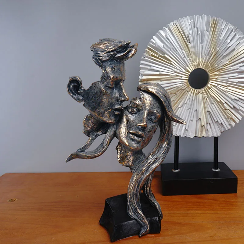 Study DecorationResin Statue European Couple Kissing Home Decor Beautiful Abstract Character Holiday Gift Sculpture Living Room
Study DecorationResin Statue European Couple Kissing Home Decor Beautiful Abstract Character Holiday Gift Sculpture Living Room