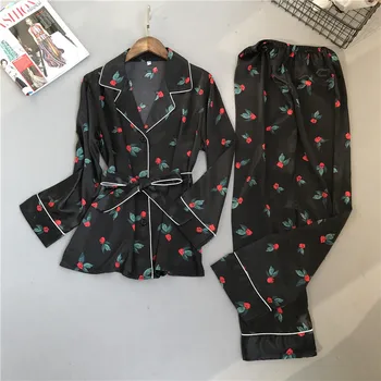 Women Pyjama Spring Summer Longsleeved Turn-collar Pajamas Home Suit Imitation Ice Silk Printing Nightwear Home Lounge Wear 
Women Pyjama Spring Summer Longsleeved Turn-collar Pajamas Home Suit Imitation Ice Silk Printing Nightwear Home Lounge Wear