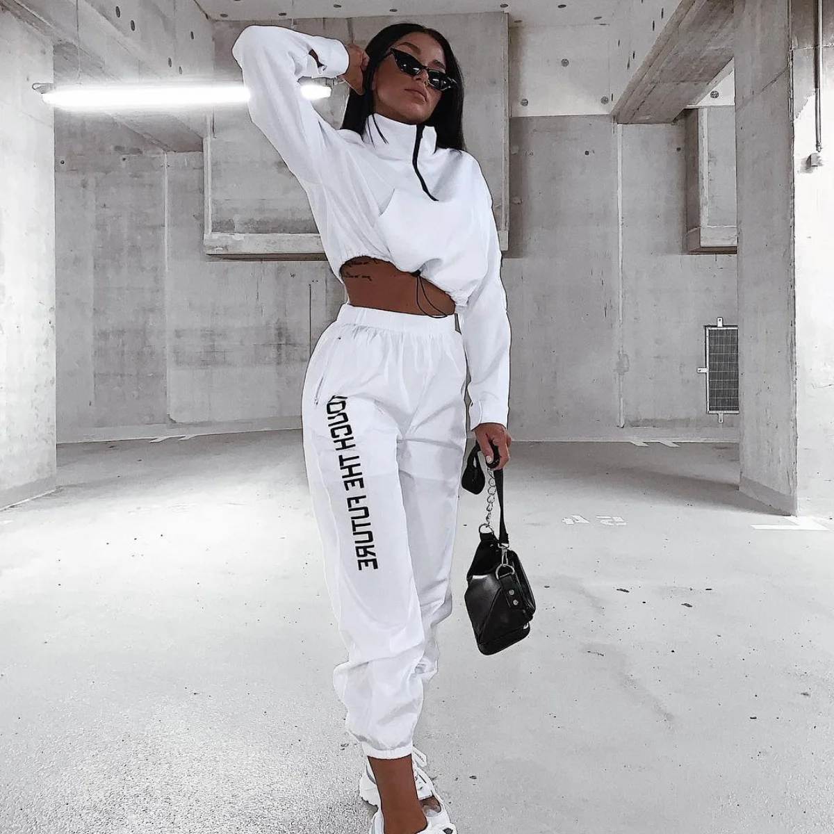 Two-piece Set Street 2019 Spring Autumn New Women's Sports Sweater and Jogging Casual Pants Fashion Classic Running Sports Suit
Two-piece Set Street 2019 Spring Autumn New Women's Sports Sweater and Jogging Casual Pants Fashion Classic Running Sports Suit