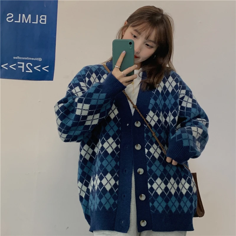 Autumn Winter New Women's Casual All-Match V-Neck Loose Knit Diamond Cardigan Sweater Jacket 2 Colors
Autumn Winter New Women's Casual All-Match V-Neck Loose Knit Diamond Cardigan Sweater Jacket 2 Colors